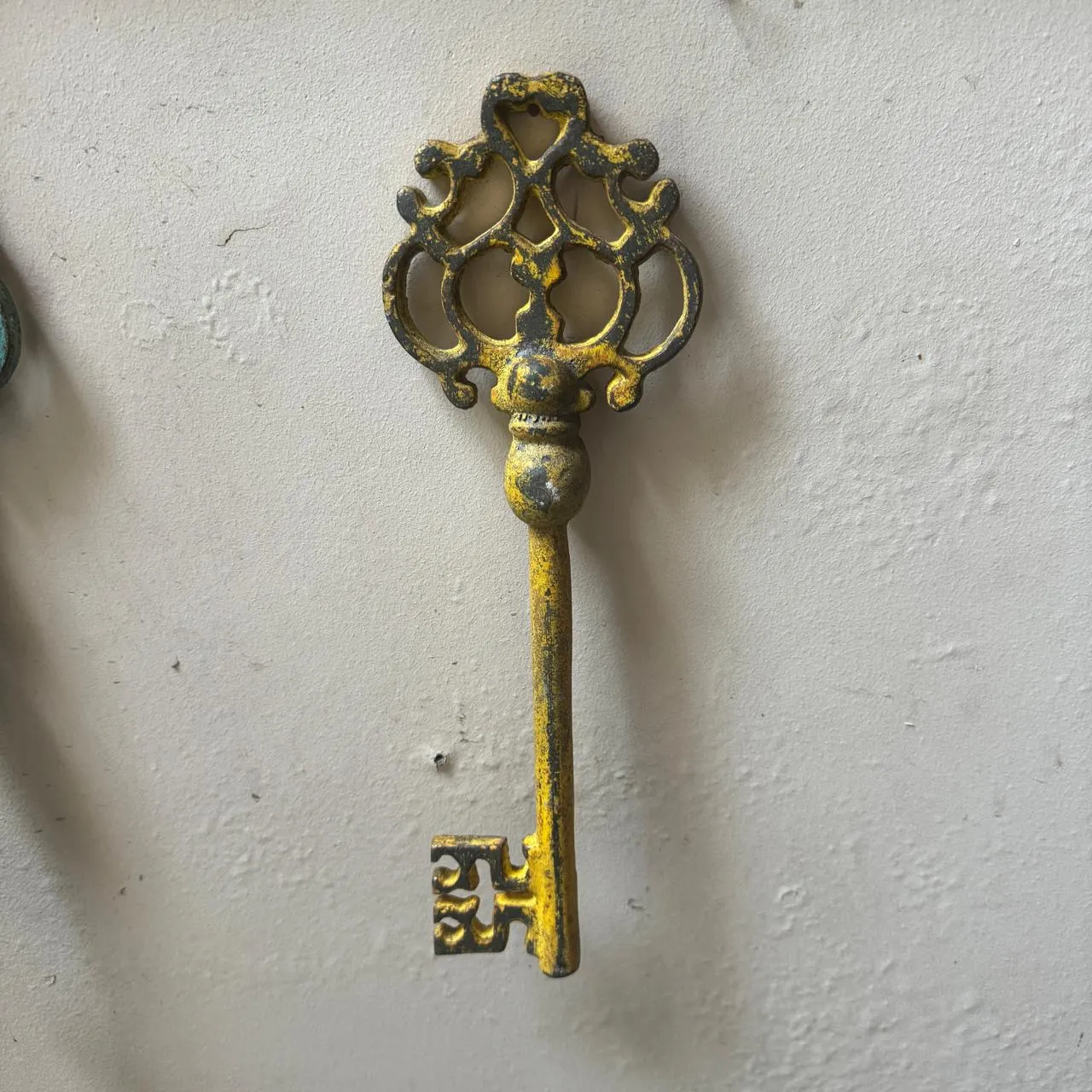 Chabi Vintage Keys  : 2 ( 14 inches )