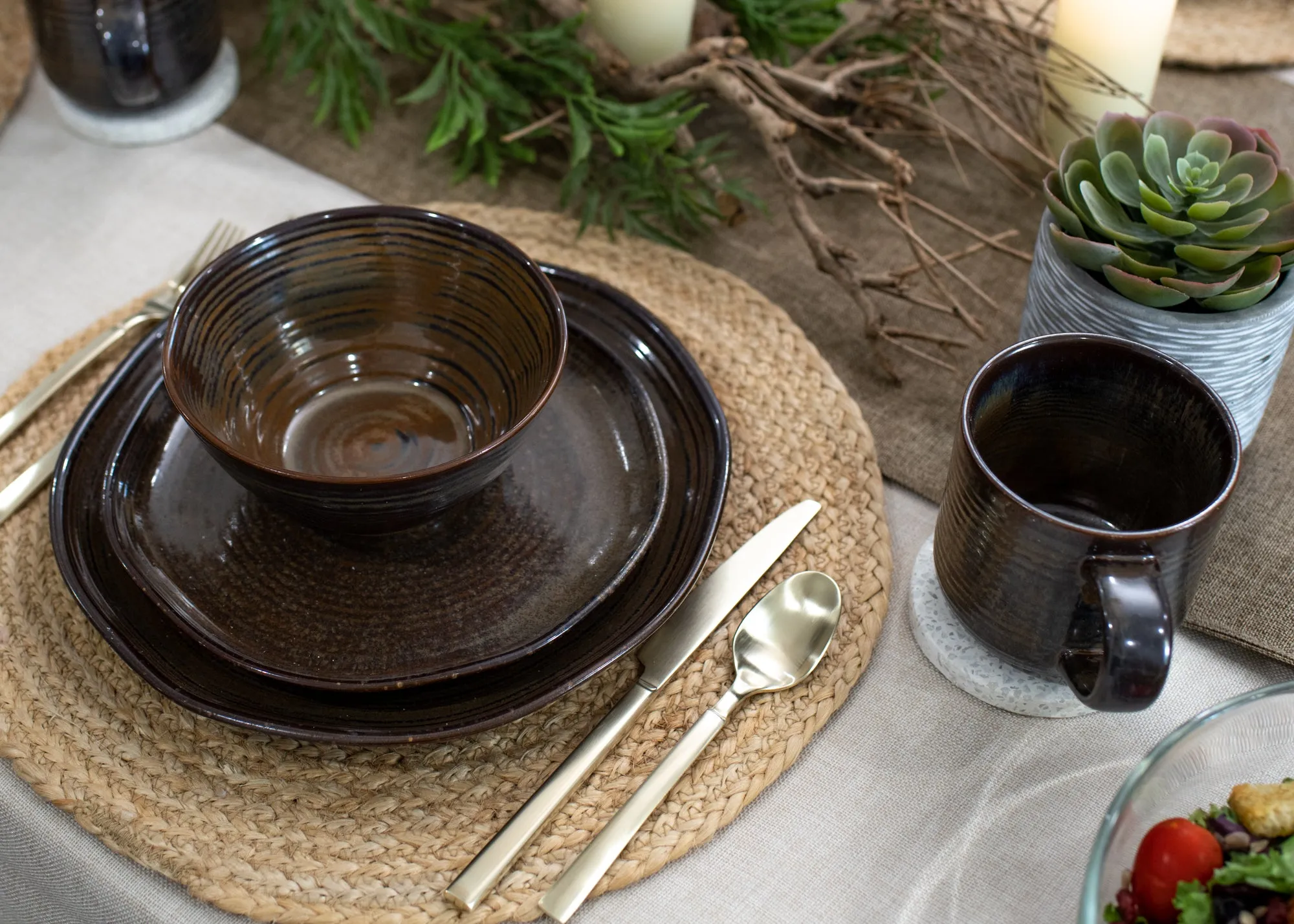 Elanze Designs Reactive Ceramic Dinnerware 16 Piece Set - Service for 4, Cascade Brown