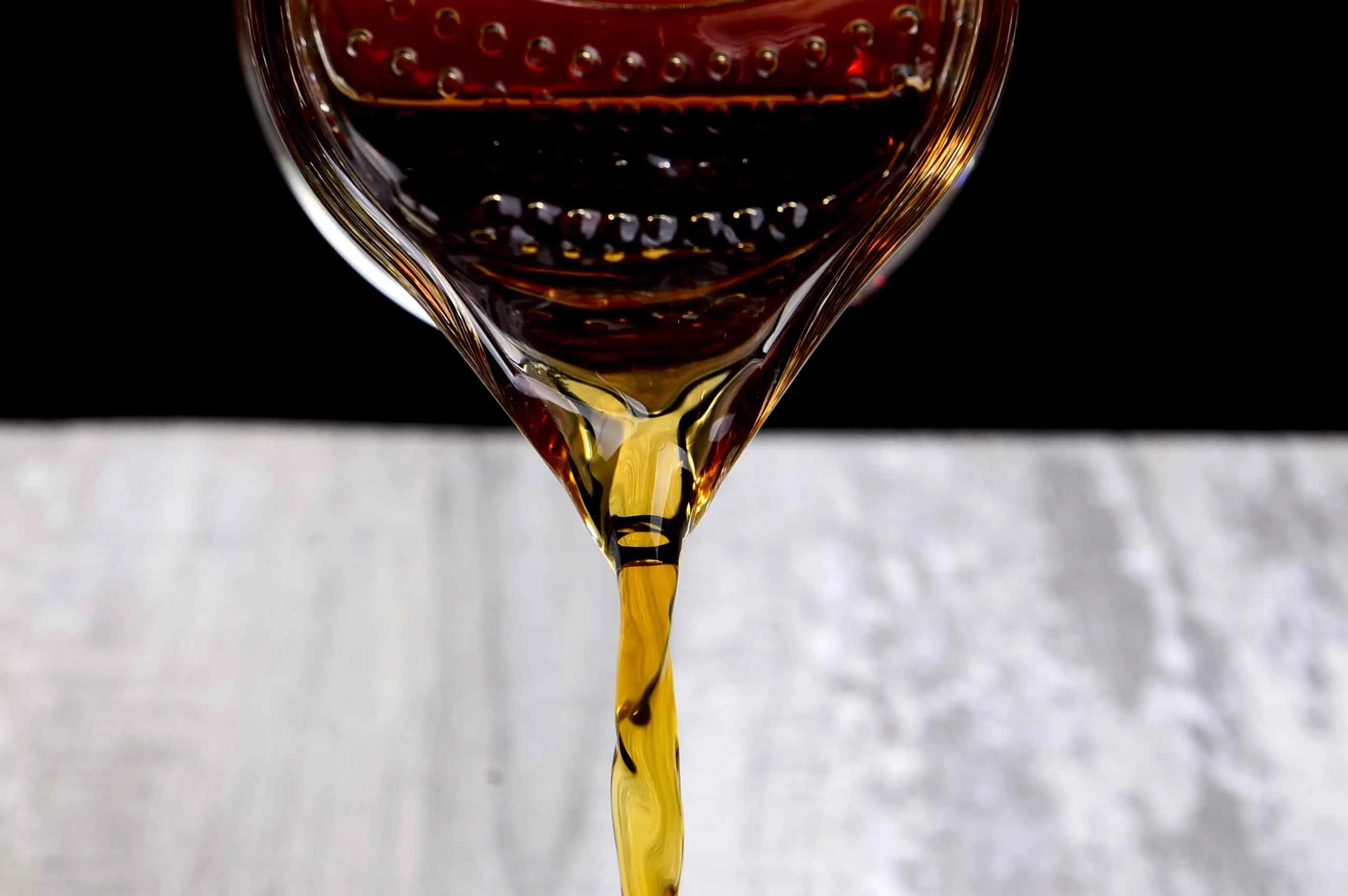 Grandpa Style Glass Cha Hai with Built-In Strainer