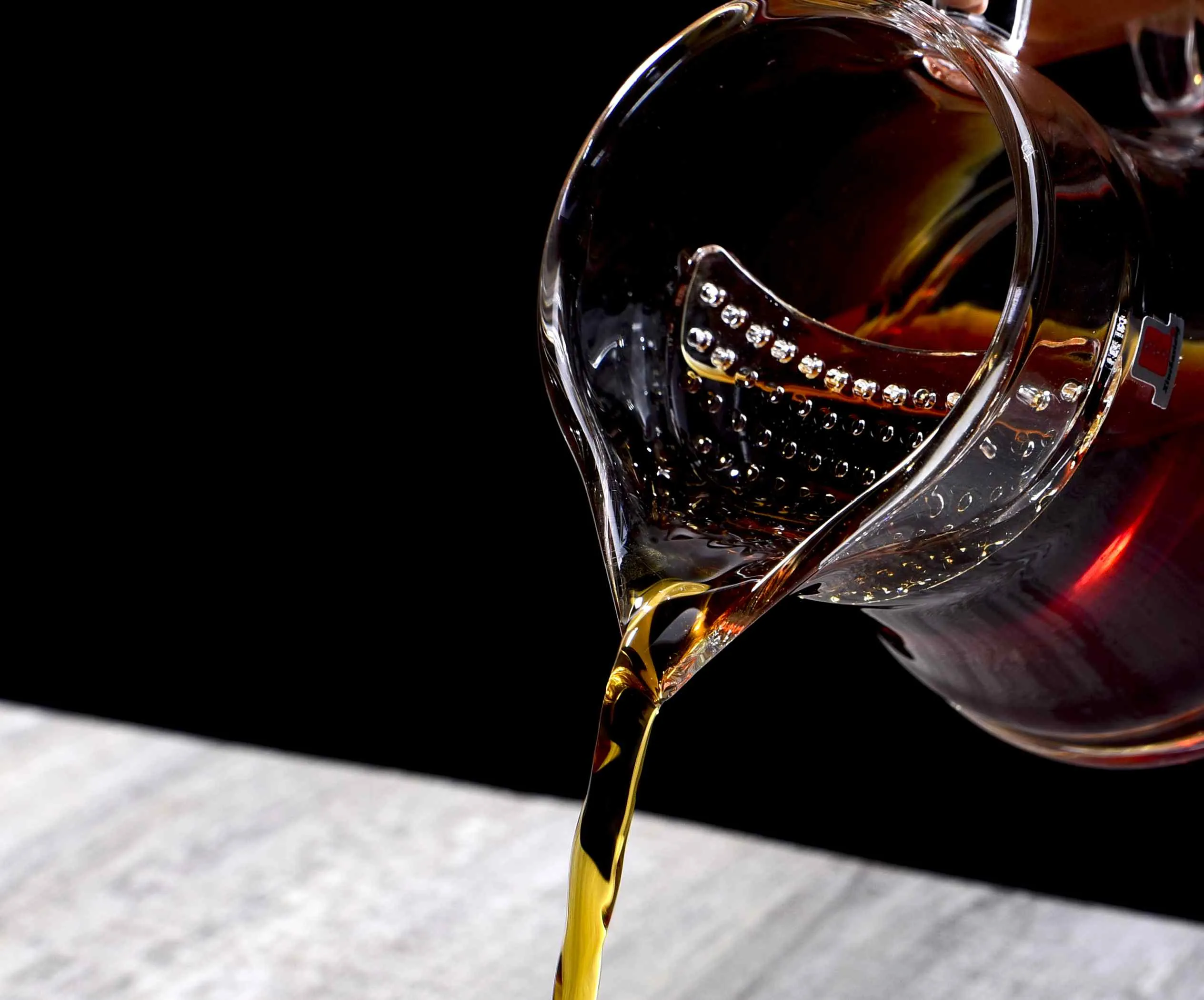Grandpa Style Glass Cha Hai with Built-In Strainer